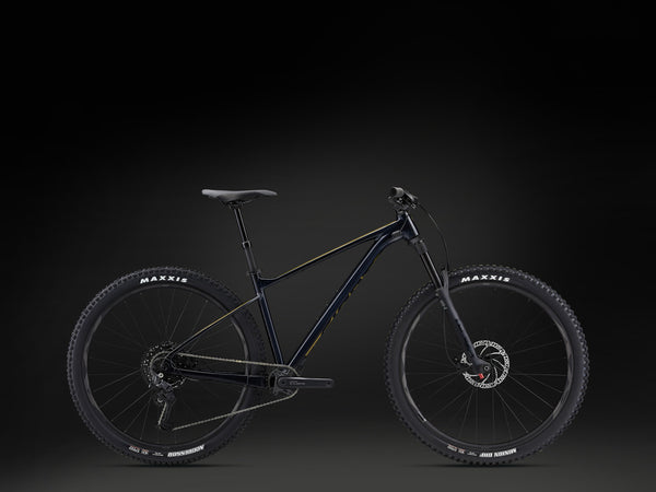 Giant Fathom 29 (2024) The Hub Cycle Centre