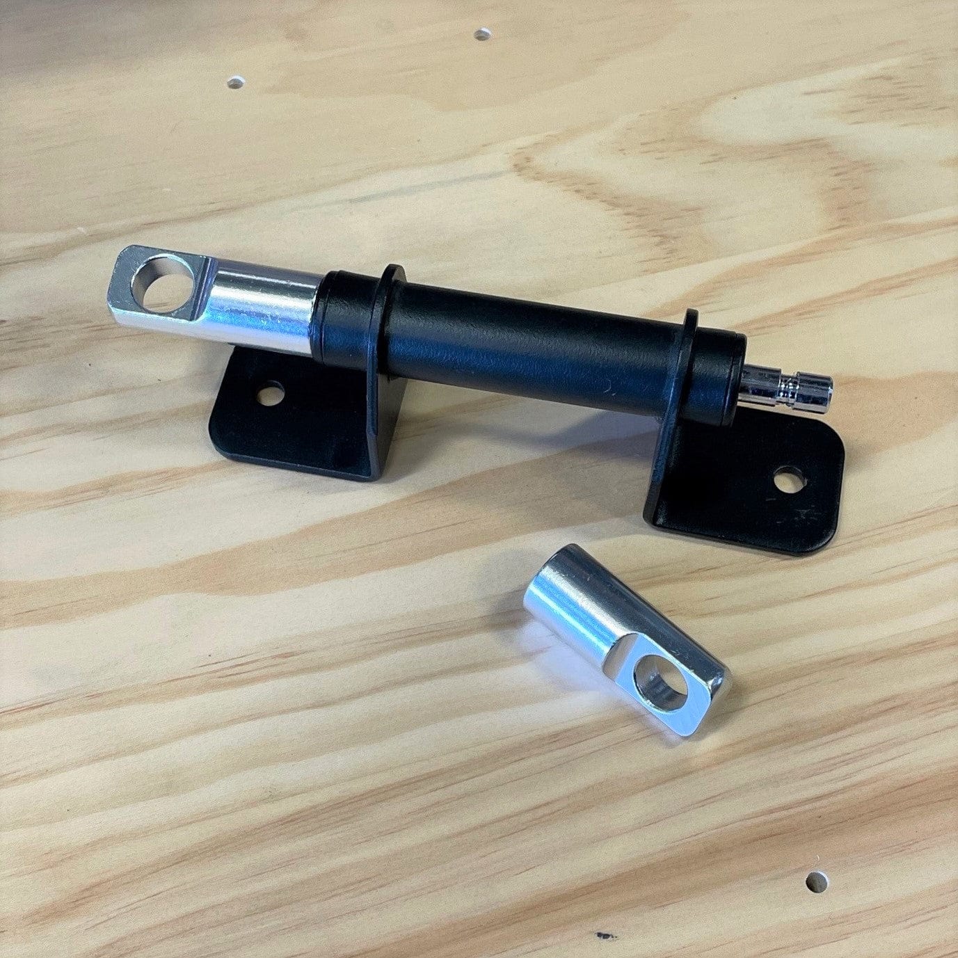 Delta Thru Axle Rack Adapter BH1090 / 20mm Front DH Fork - The Hub ...