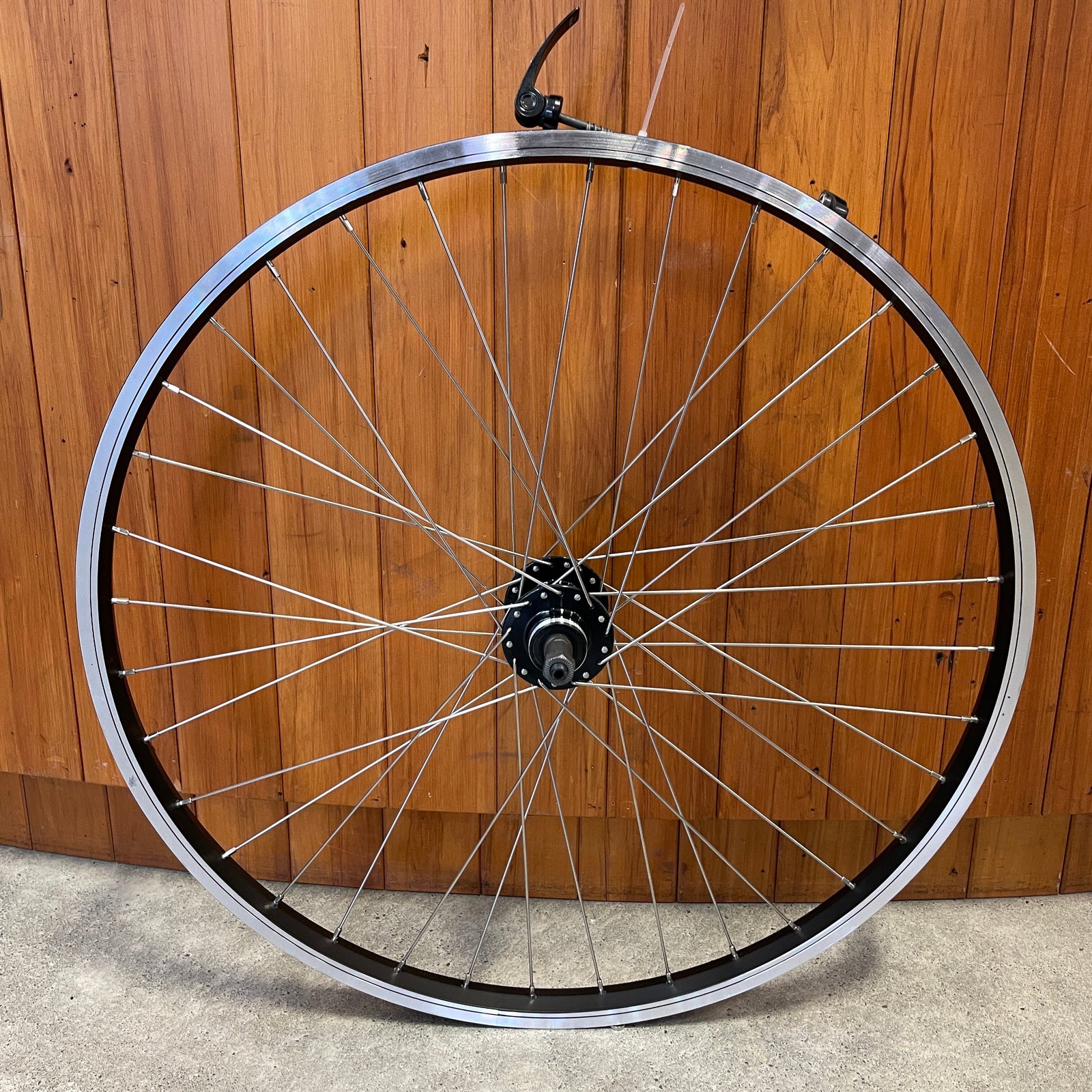 Ontrack Wheels Complete Ontrack 26" Screw-On Alloy / 6-Bolt Disc / Q/R Rear Wheel 4712274935792