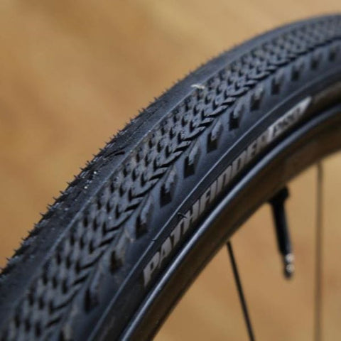 SPECIALIZED Tyres - 700c/Road Specialized Pathfinder Pro 2BR
