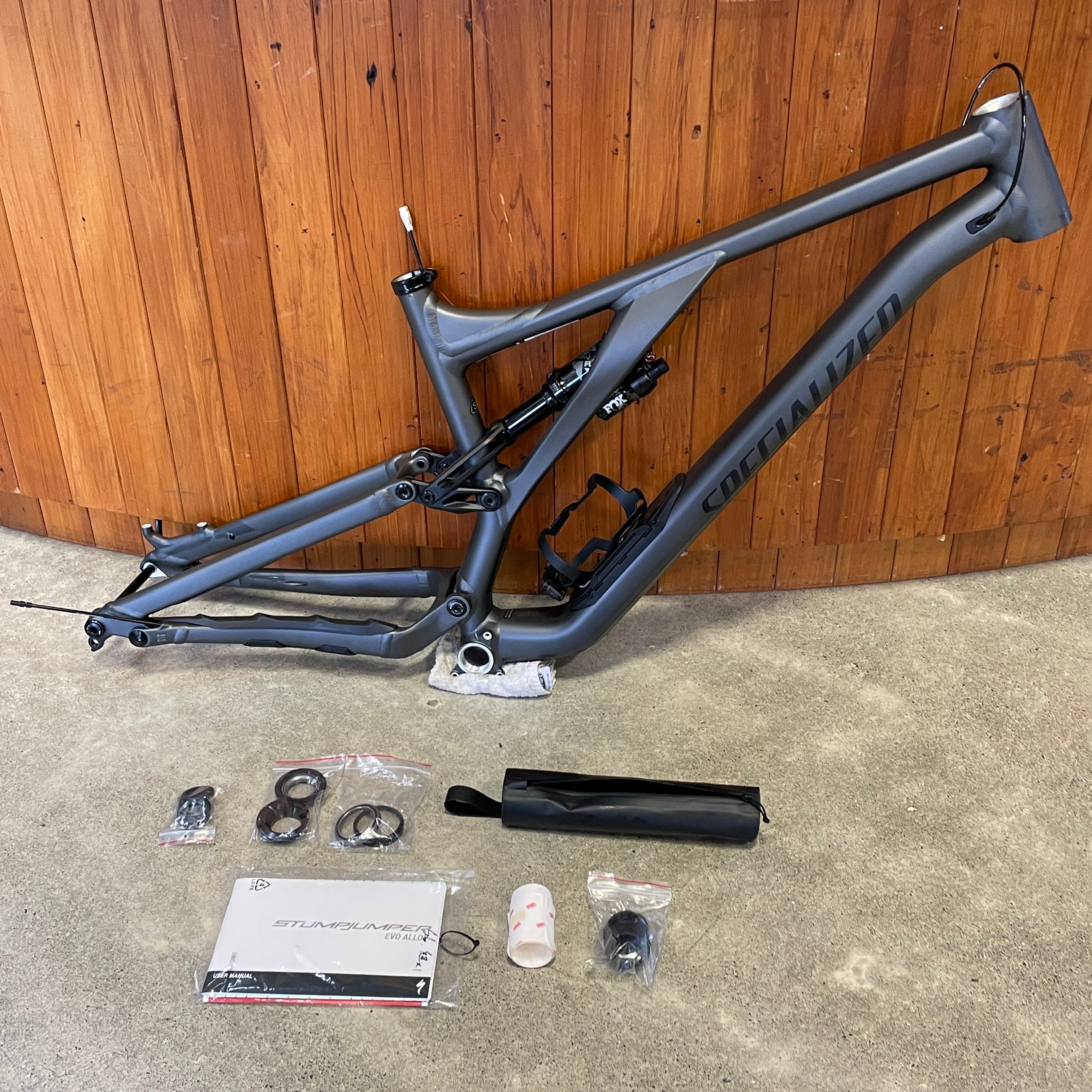 Stumpjumper evo carbon frame sale