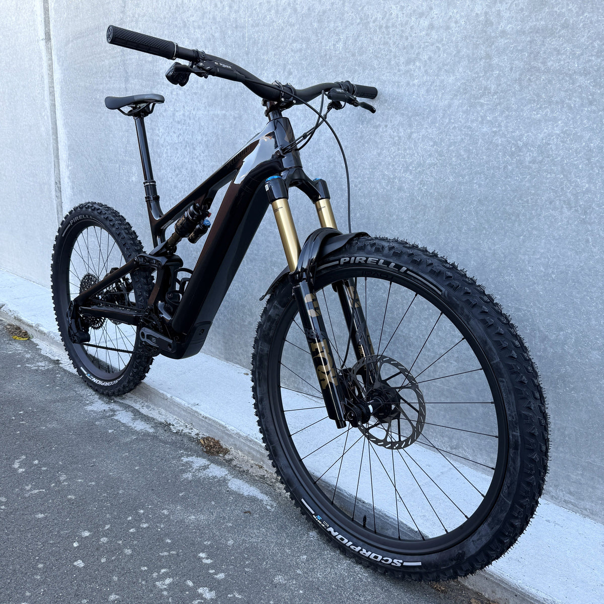 SPECIALIZED E-MTB Specialized Turbo Levo 4 Pro
